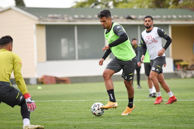 Deplasmandan Dönen Denizlispor, Kasımpaşa Maçına Hazırlanıyor