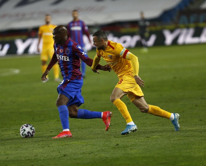 Süper Lig: Trabzonspor: 1 - Hes Kablo Kayserispor: 1 (İlk Yarı)