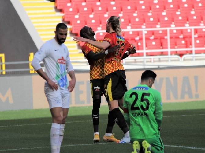 Göztepe Moral Buldu