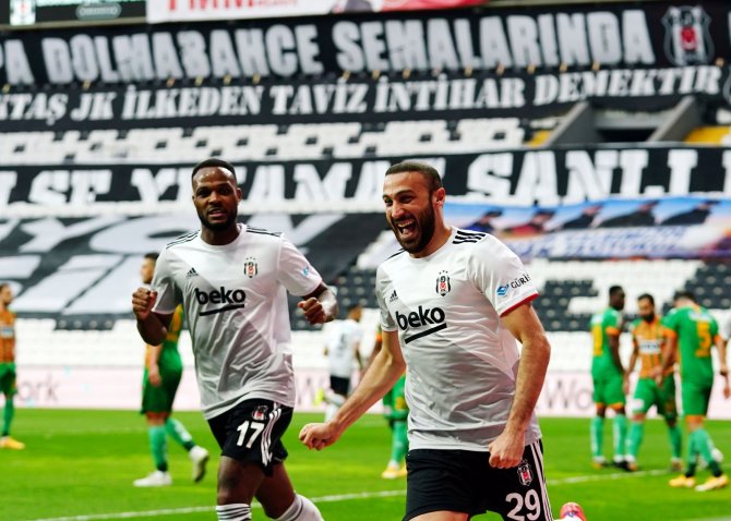 Cenk Tosun Golle Döndü