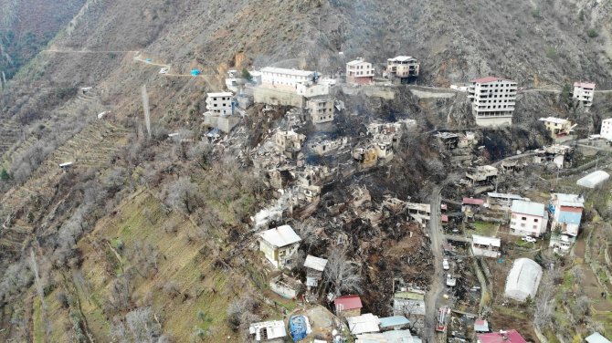 Artvin’de 15 Yılda 123 Köy Yangınında 268 Ev Yandı