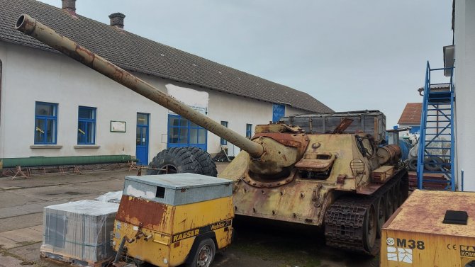 Çekya’da Polise Top Ve Tank Teslim Edildi