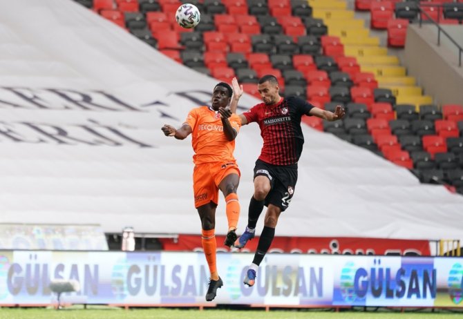 Süper Lig: Gaziantep Fk: 2 - Medipol Başakşehir: 0 (Maç Sonucu)