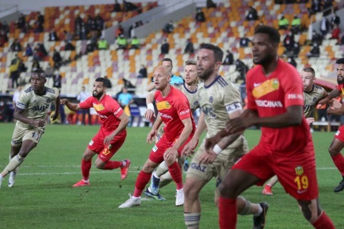 Süper Lig: Yeni Malatyaspor: 1 - Fenerbahçe: 1 (Maç Sonucu)