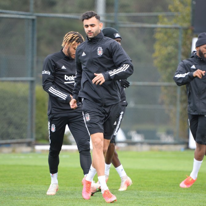 Beşiktaş, Kondisyon Ve Taktik Çalıştı