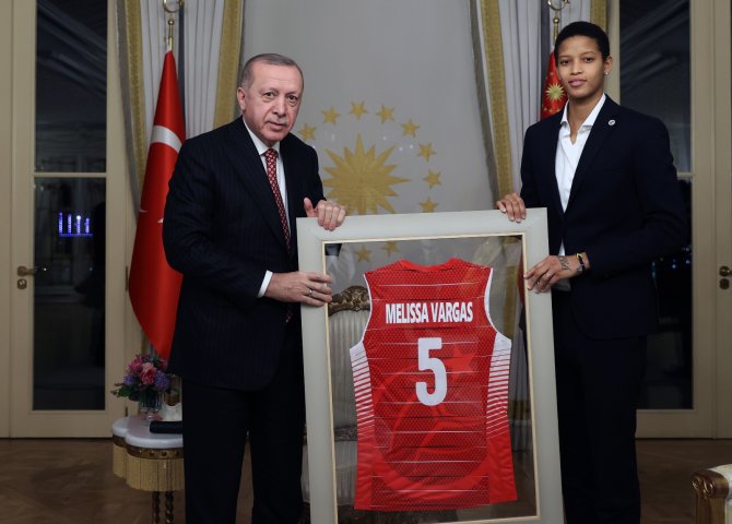 Cumhurbaşkanı Erdoğan, Türkiye Voleybol Federasyonu’nu Kabul Etti