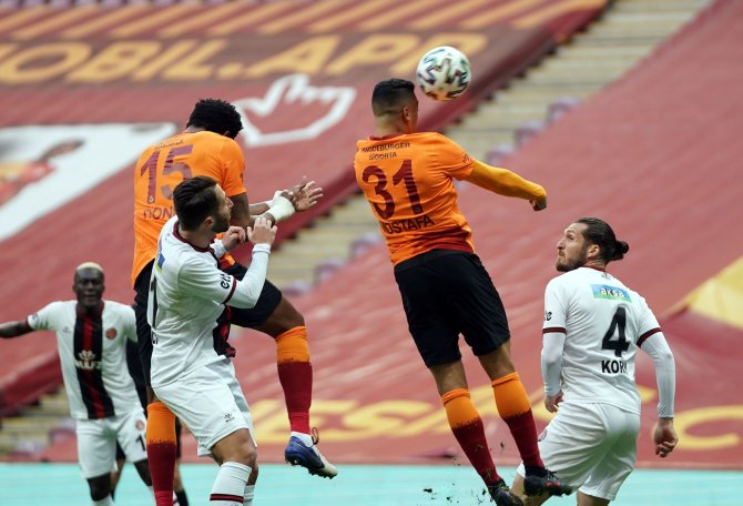 Süper Lig: Galatasaray: 0 - Fatih Karagümrük: 0 (Maç Devam Ediyor)