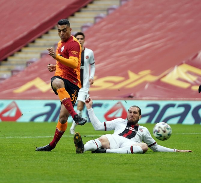 Süper Lig: Galatasaray: 0 - Fatih Karagümrük: 0 (Maç Devam Ediyor)