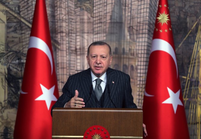 Cumhurbaşkanı Erdoğan: "Gavurun Kılıcını Sallayarak Üzerimize Gelenleri Gördükçe Üzülüyoruz"
