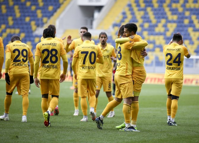 Süper Lig: Mke Ankaragücü: 2 Gençlerbirliği: 1 (Maç Sonucu)