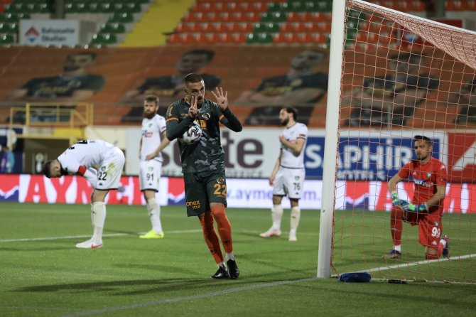 Süper Lig: Aytemiz Alanyaspor: 3 - Denizlispor: 2 (Maç Sonucu)