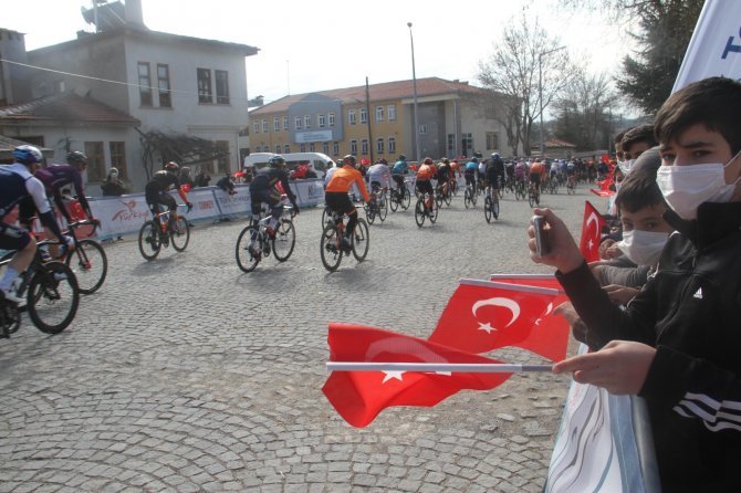 56. Cumhurbaşkanlığı Türkiye Bisiklet Turu’nun Üçüncü Etabı Beyşehir’de Başladı