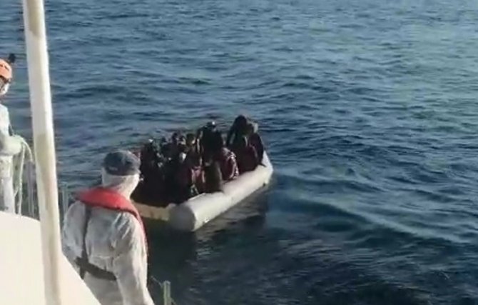 İzmir’de 117 Düzensiz Göçmen Kurtarıldı