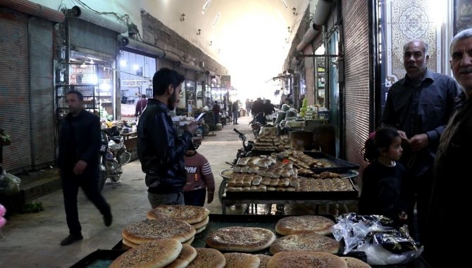 Suriye’de Halk Düşük Alım Gücü Nedeniyle Ramazan Alışverişi Yapamıyor