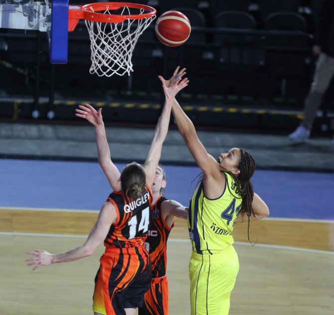 Kadınlar Euroleague: Fenerbahçe: 84 - Ummc Ekaterinurg: 88