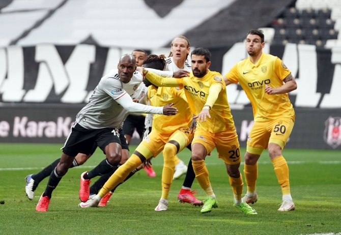 Süper Lig: Beşiktaş: 0 - Mke Ankaragücü: 0 (Maç Devam Ediyor)