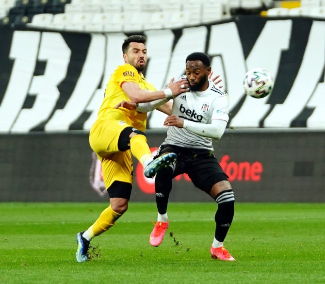 Süper Lig: Beşiktaş: 1 - Mke Ankaragücü: 0 (İlk Yarı)