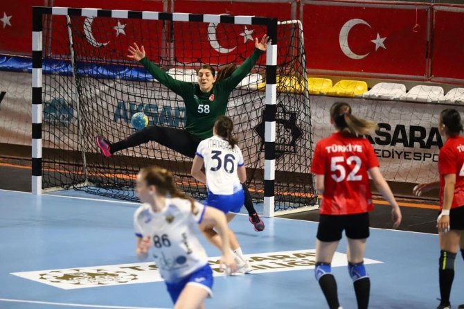 2021 Dünya Hentbol Şampiyonası Elemeleri Play-off Turu: Türkiye: 23 - Rusya: 35