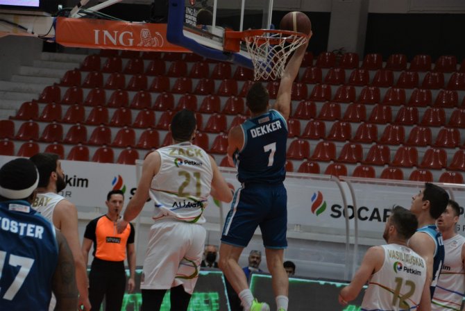 Basketbol Süper Ligi: Aliağa Petkim Spor: 65 - Türk Telekom: 71