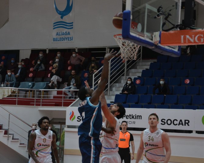 Basketbol Süper Ligi: Aliağa Petkim Spor: 65 - Türk Telekom: 71