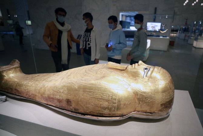 Mısır Medeniyeti Ulusal Müzesi’nde Kraliyet Mumyaları Sergileniyor