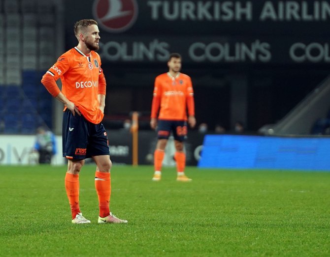 Başakşehir, Artık 3 Büyükler İçin Tehdit Değil!