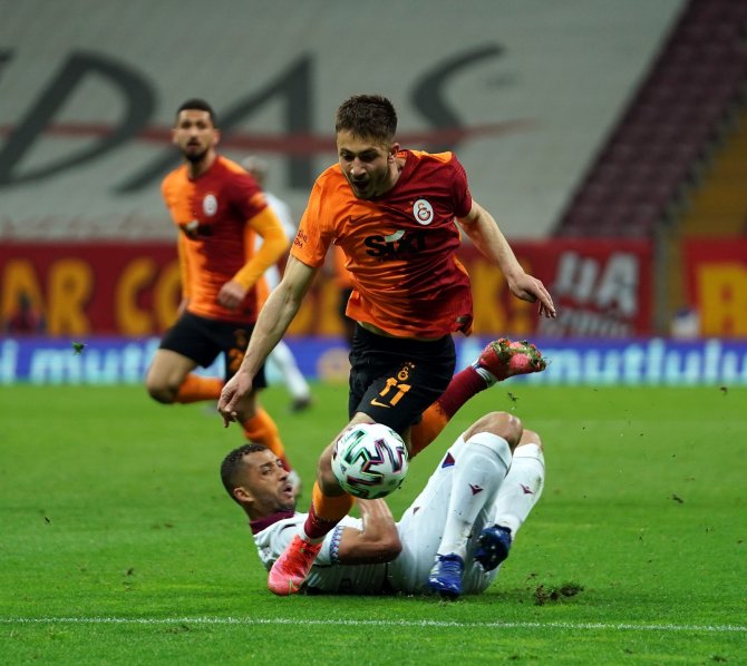 Süper Lig: Galatasaray: 1 - Trabzonspor: 1 (Maç Sonucu)