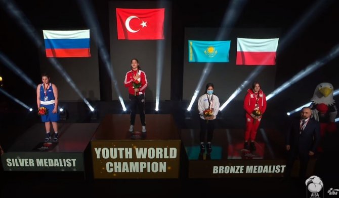 Büşra Işıldar Dünya Şampiyonu Oldu