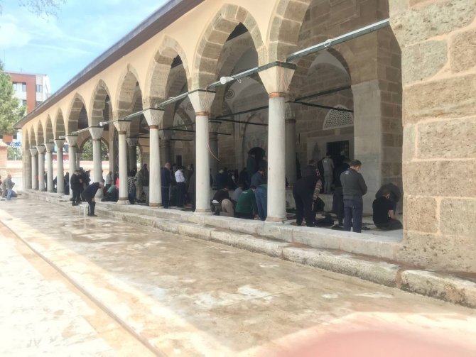 Mimar Sinan’ın 441 Yıllık Eseri, Cuma Namazıyla Yeniden İbadete Açıldı