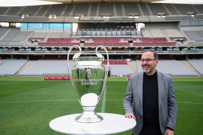 Bakan Kasapoğlu; "Uefa Şampiyonlar Ligi Finali’ne Hazırız"