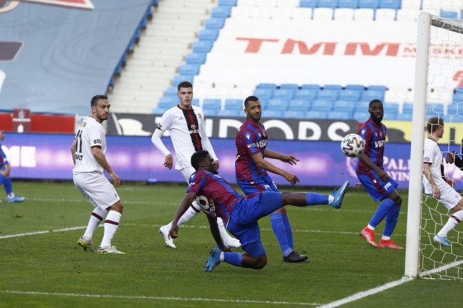 Süper Lig: Trabzonspor: 2 - Fatih Karagümrük: 0 (Maç Sonucu)