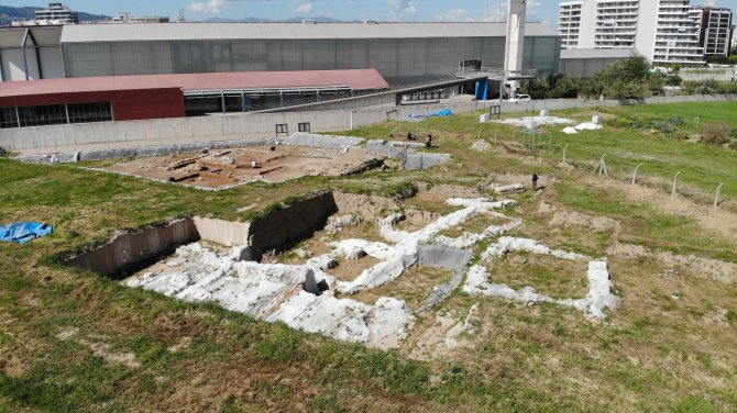 İzmir’in 8 Bin 500 Yıllık Tarihi Bir Keşif Hikayesinde Saklı