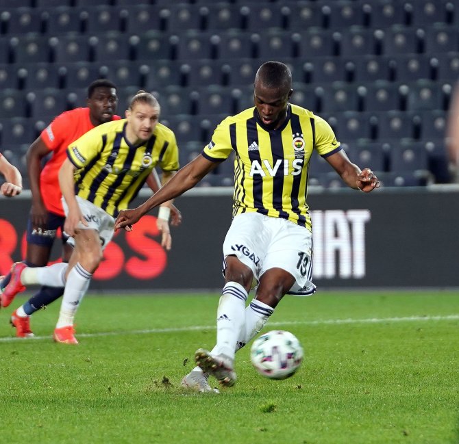 Süper Lig: Fenerbahçe: 3 - Kasımpaşa: 1 (İlk Yarı)
