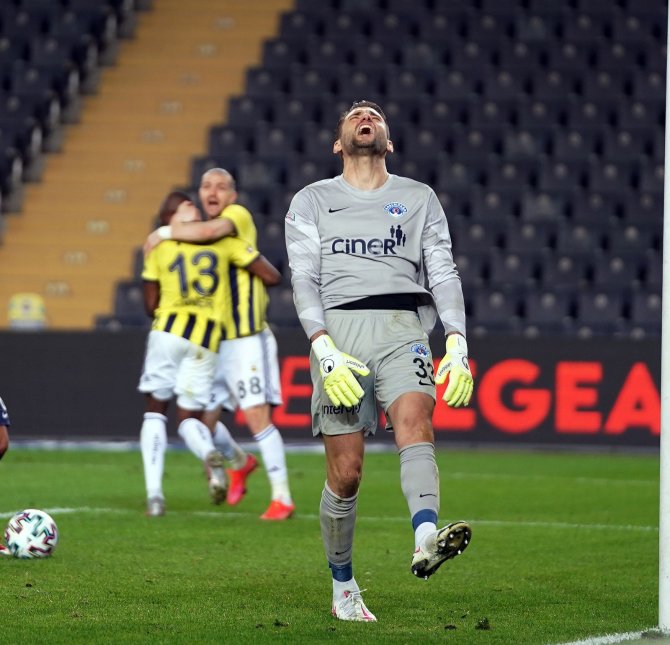 Süper Lig: Fenerbahçe: 3 - Kasımpaşa: 1 (İlk Yarı)