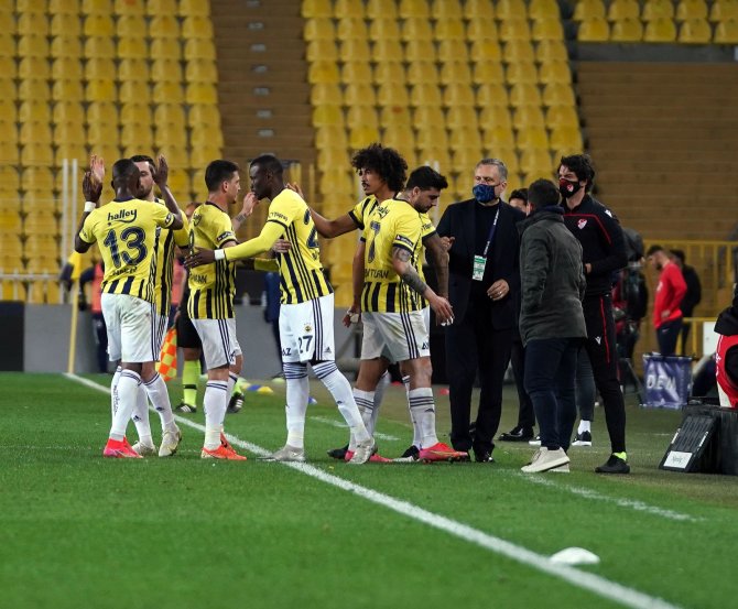 Fenerbahçe 3 Golle Kazandı