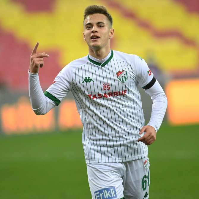 Bursasporlu Futbolcuların Adı Süper Lig Takımları İle Anılıyor