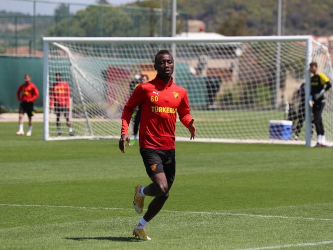 Göztepe’de Trabzonspor Maçı Hazırlıkları Sürüyor