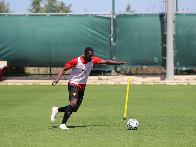 Göztepe’de Trabzonspor Maçı Hazırlıkları Sürüyor
