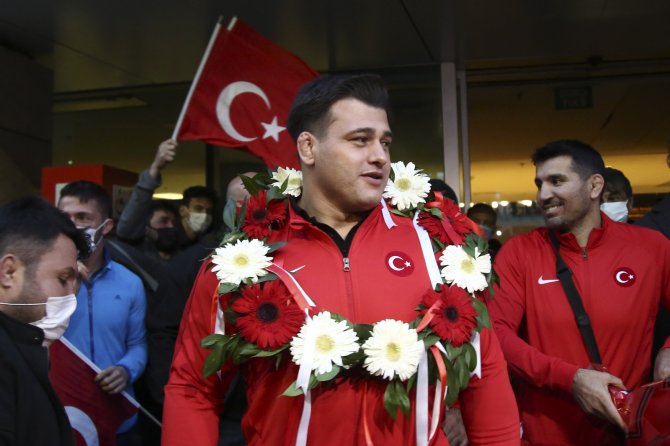 Rıza Kayaalp: “En Büyük Hayalim Olimpiyat Altın Madalyasını Da Ülkemize Kazandırmak”