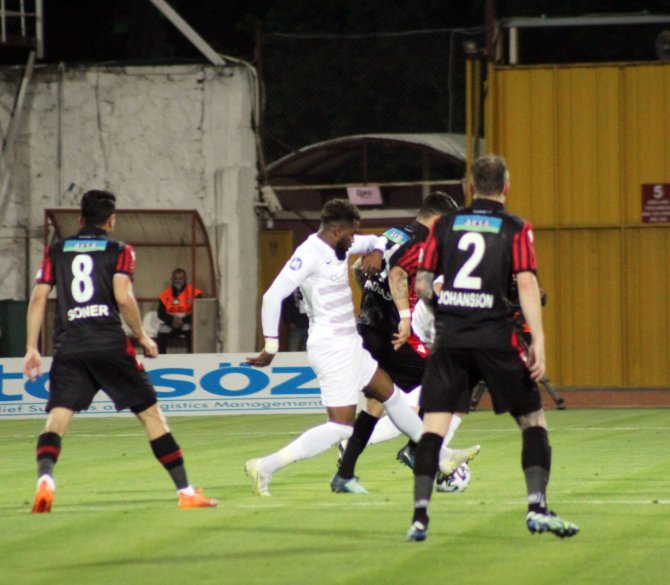 Süper Lig: A. Hatayspor: 1 - Gençlerbirliği: 0 (İlk Yarı)