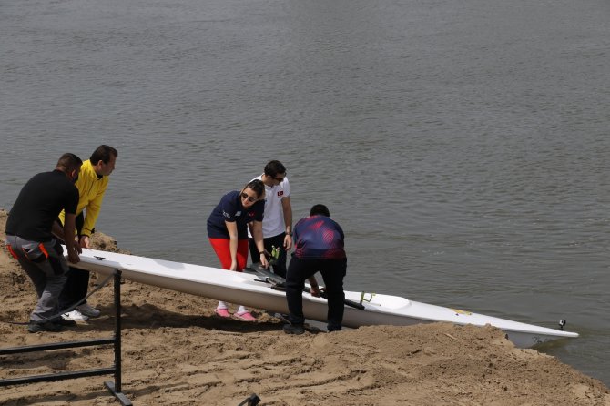 Meriç Nehri’nde İlk Kez Kürek Sporu Yapıldı