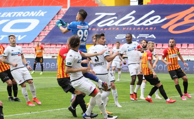 Süper Lig: Kayserispor: 1 - Denizlispor: 0 (Maç Devam Ediyor)