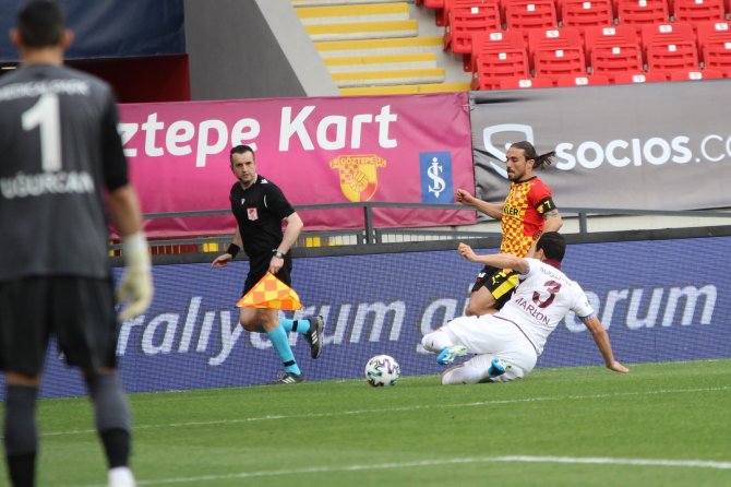 Süper Lig: Göztepe: 1 - Trabzonspor: 1 (Maç Sonucu)