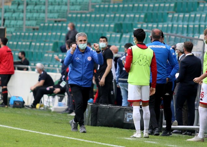 Süper Lig: Fatih Karagümrük: 2 - Ft Antalyasppor: 2 (Maç Sonu)