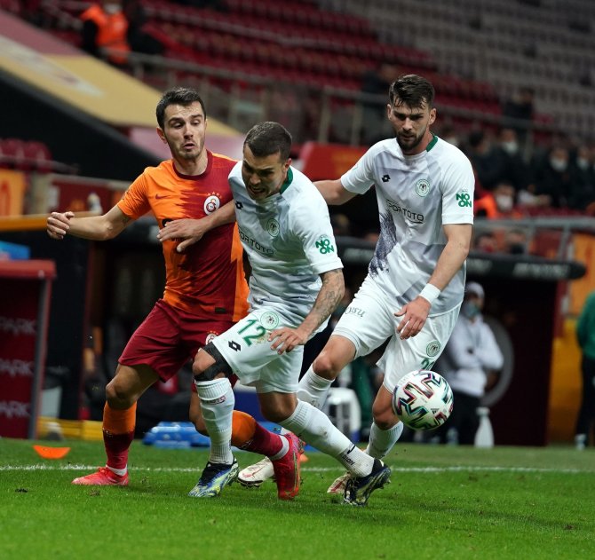 Süper Lig: Galatasaray: 0 - Konyaspor: 0 (İlk Yarı)