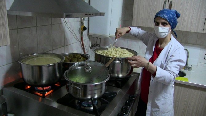 Artvin’de Gönülleri Isıtan Sıcak İkram