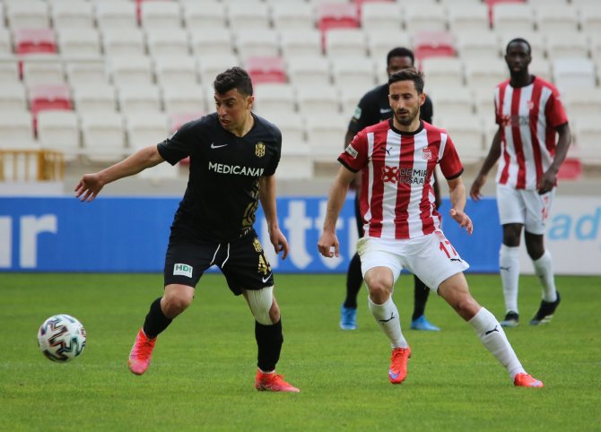 Süper Lig: Sivasspor: 0 - Yeni Malatyaspor: 0 (Maç Devam Ediyor)
