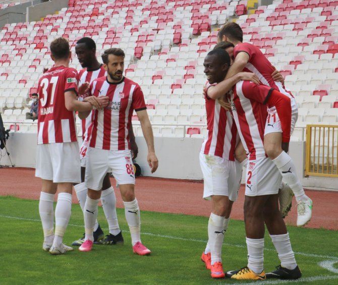 Süper Lig: Dg Sivasspor: 1 - Yeni Malatyaspor: 0 (Maç Sonucu)