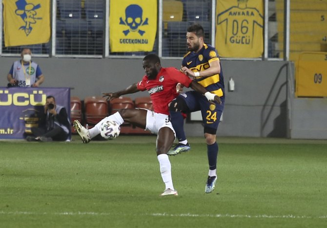 Süper Lig: Mke Ankaragücü: 0 - Gaziantep Fk: 0 (İlk Yarı)