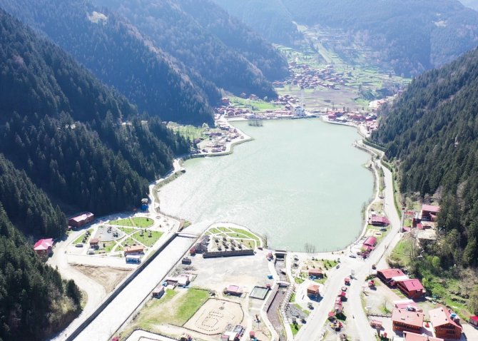 Turizm Sezonu Öncesinde Uzungöl’de Kanalizasyon Hatları Rehabilite Ediliyor